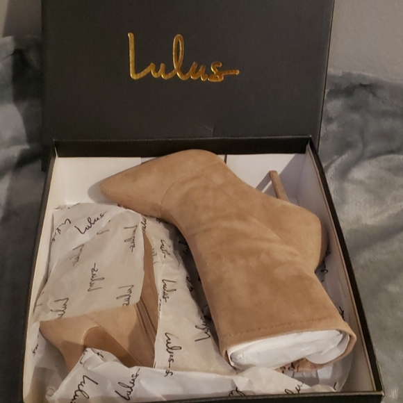 High Heel Bootie - Picture 5 of 5